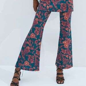 Zara Navy Blue and Maroon Floral Wide Leg Stretch Pants NWOT
